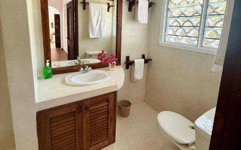 Bathroom at Sandbox villa